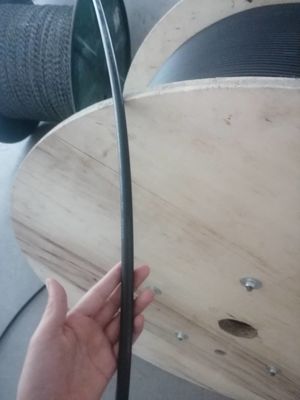 کابل فیبرنوری نوری زرهی زیرزمینی لوله شل مرکزی 4 هسته ای