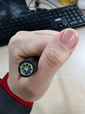 کابل فیبر نوری نخ آرامید تک ژاکت G652d